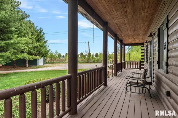 Athens, IL 62613,310 PINE RIDGE LN