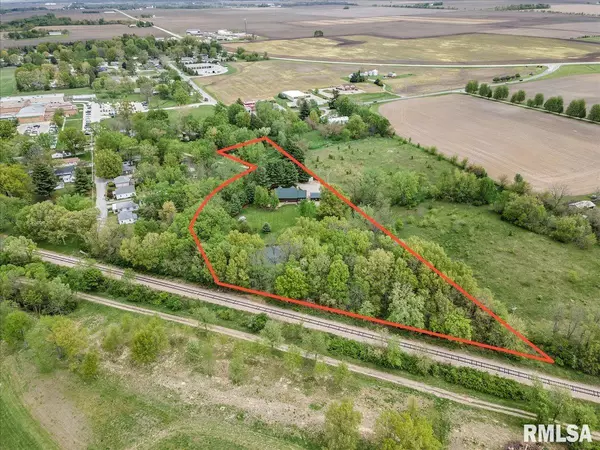 Athens, IL 62613,310 PINE RIDGE LN