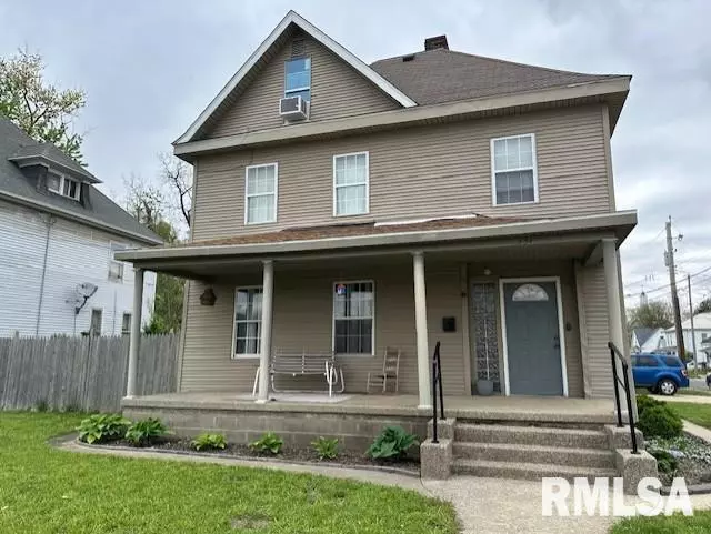 334 S EAST ST, Jacksonville, IL 62650