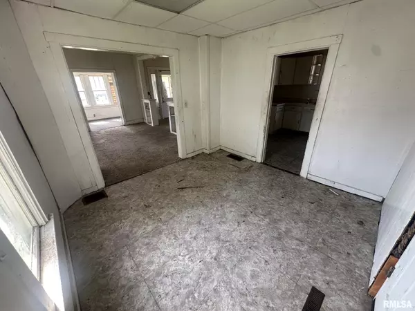 Galesburg, IL 61401,705 OLIVE ST