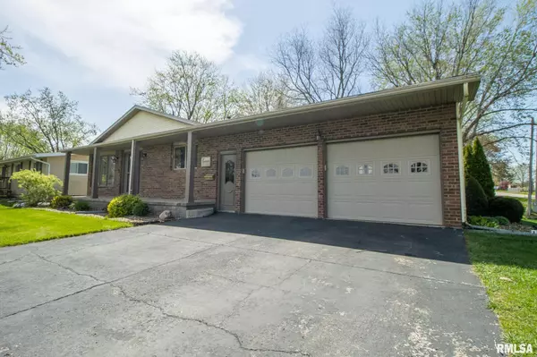 Abingdon, IL 61410,312 N CEDAR ST