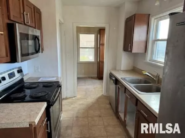 Alexander, IL 62601,603 E Old 36 HWY