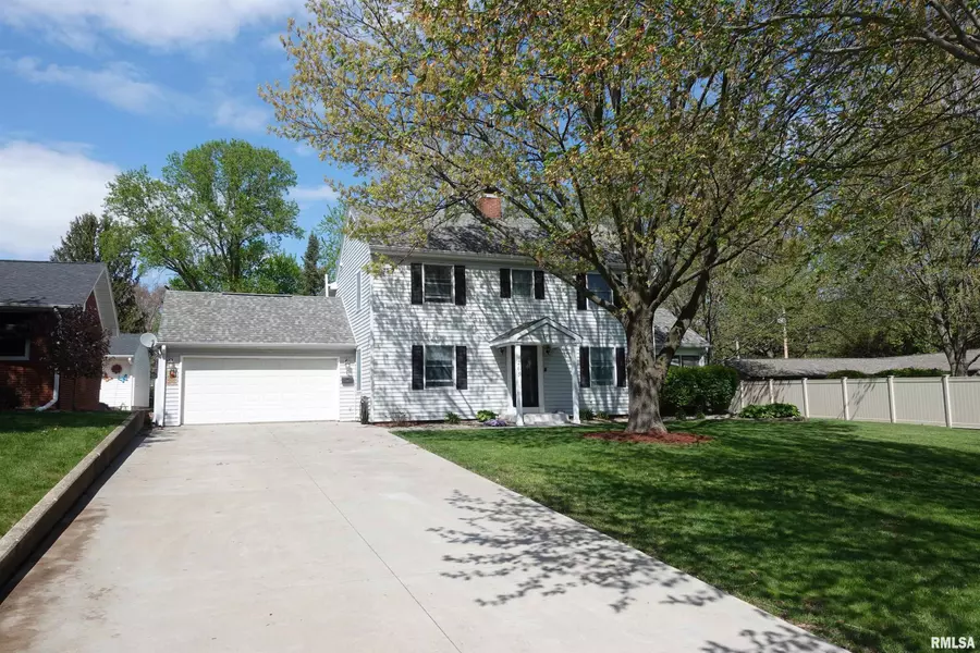 265 Fair Acres DR, Galesburg, IL 61401