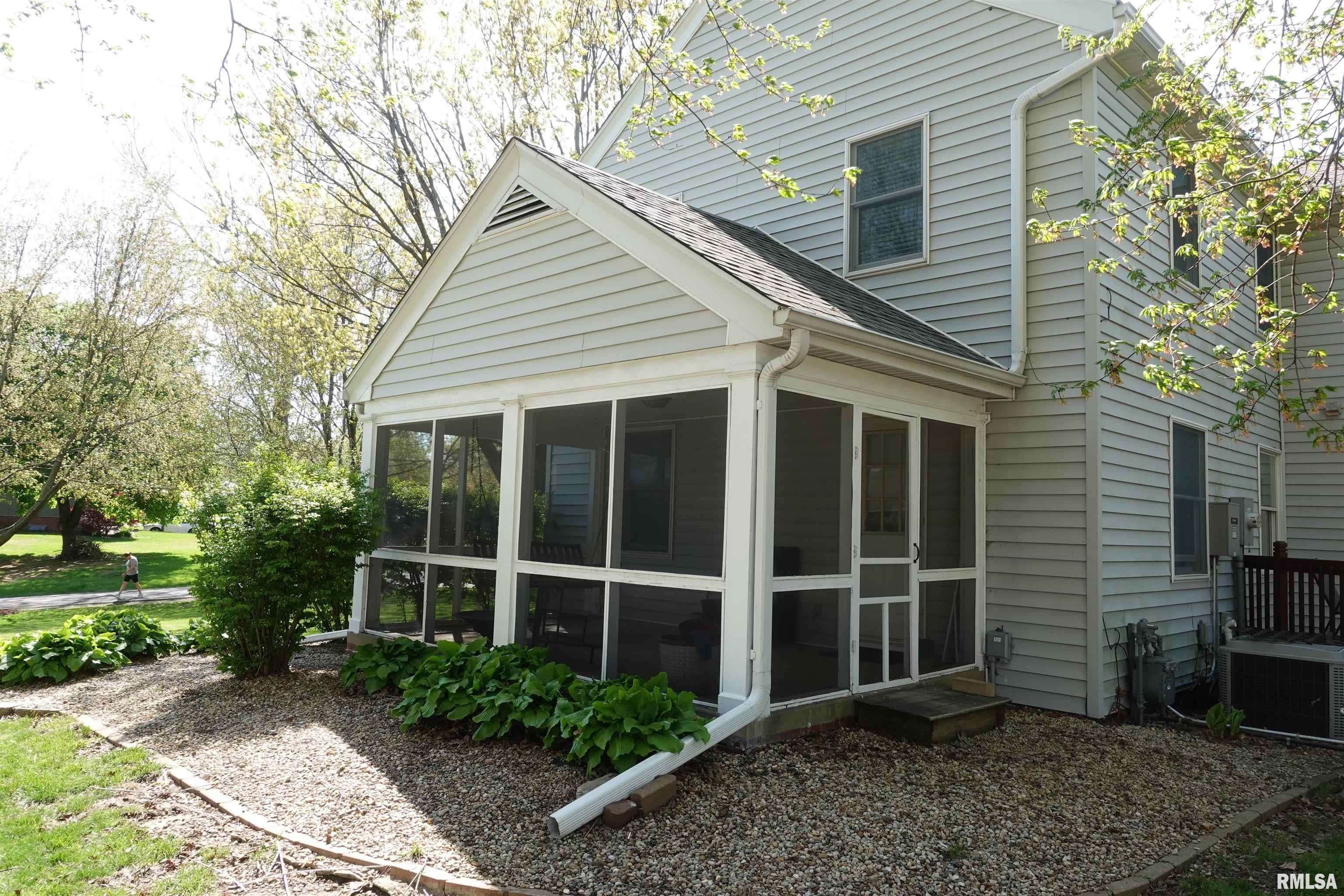 Galesburg, IL 61401,265 Fair Acres DR