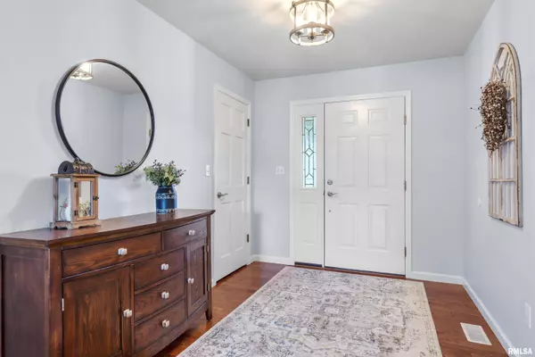 Riverton, IL 62561-8006,4 BROOK LN