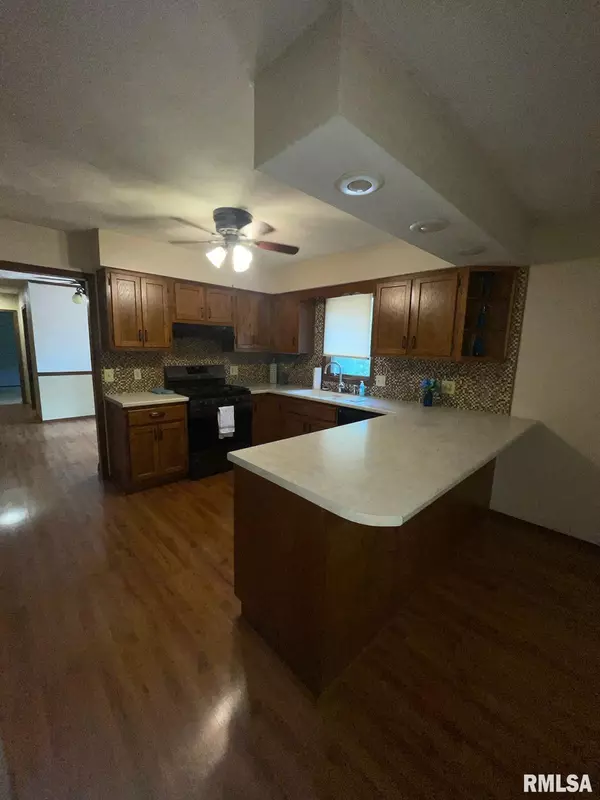 Springfield, IL 62712,1124 STEEPLECHASE DR