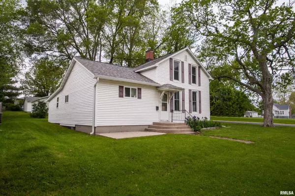 Mt Pulaski, IL 62548,102 S GARDEN ST