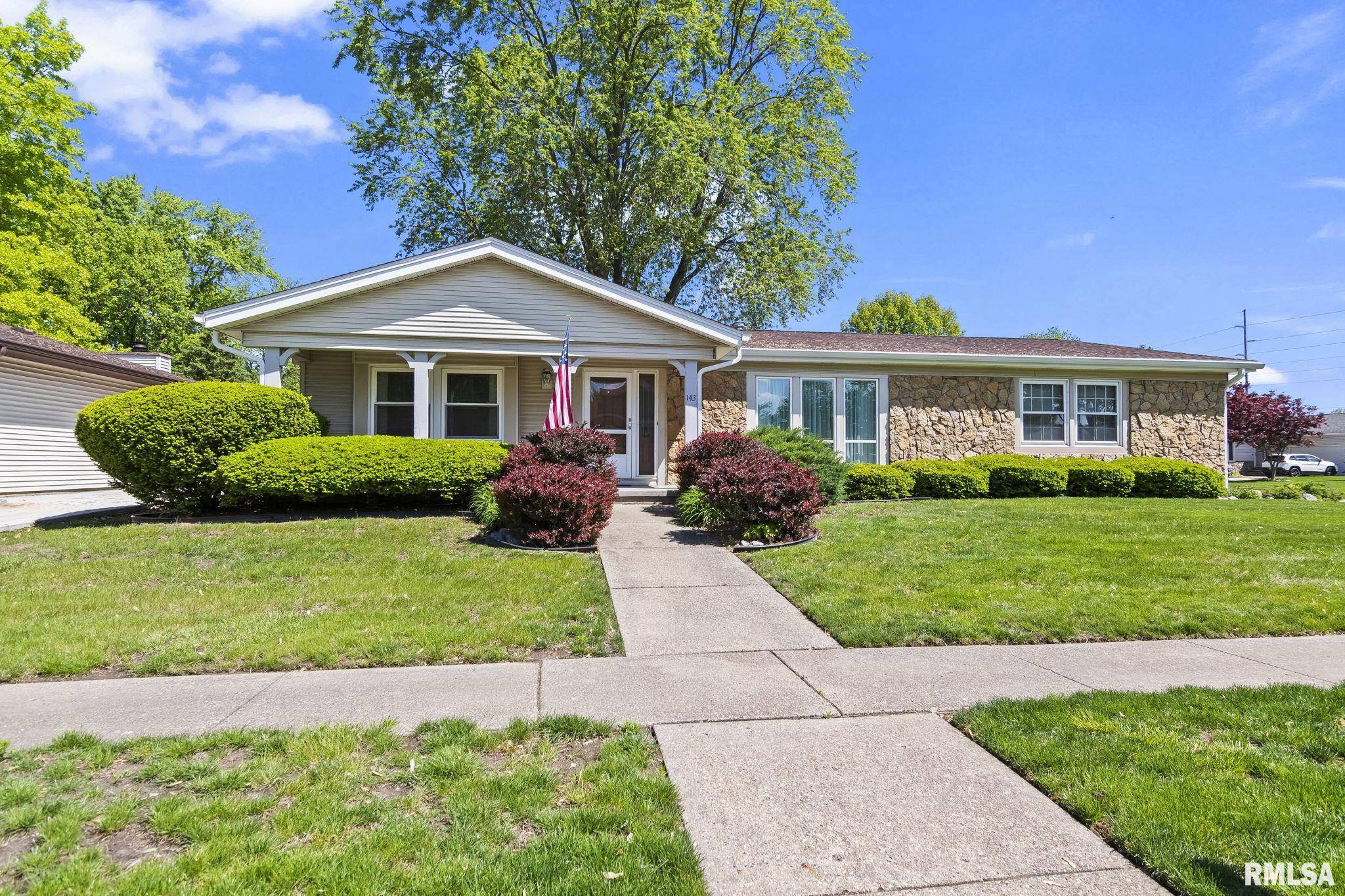 143 Laconwood DR, Springfield, IL 62712
