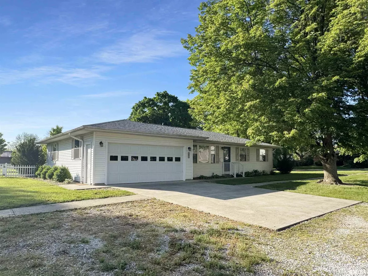 Mt Sterling, IL 62353,201 NE CROSS ST