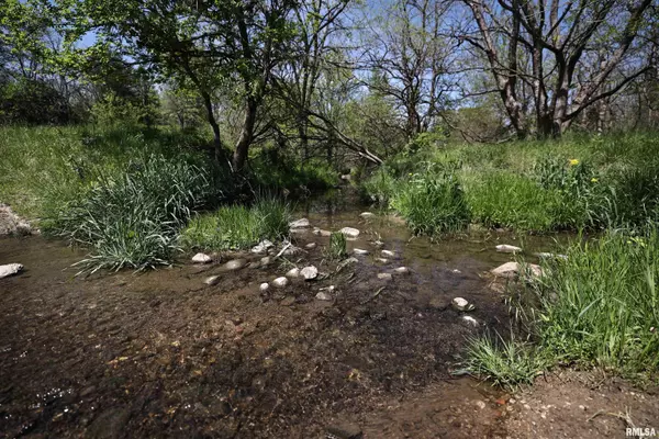 Lewistown, IL 61542,15937 E HIGHWAY 24 HWY