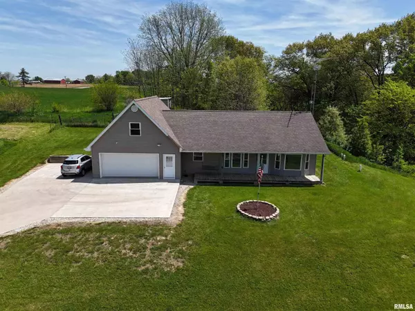 15937 E HIGHWAY 24 HWY, Lewistown, IL 61542