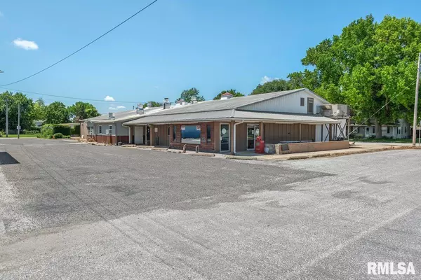 New Berlin, IL 62670,200 W ILLINOIS ST