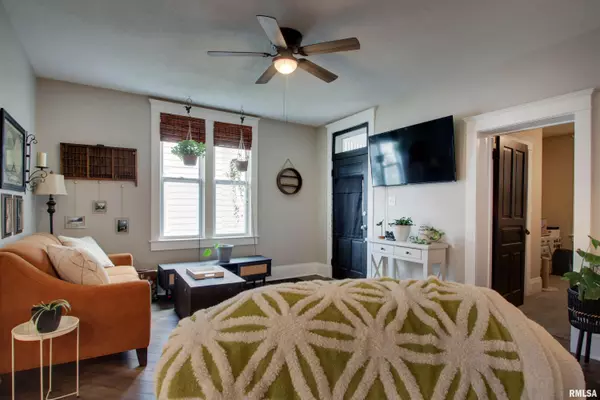 Quincy, IL 62301,1617 OHIO ST