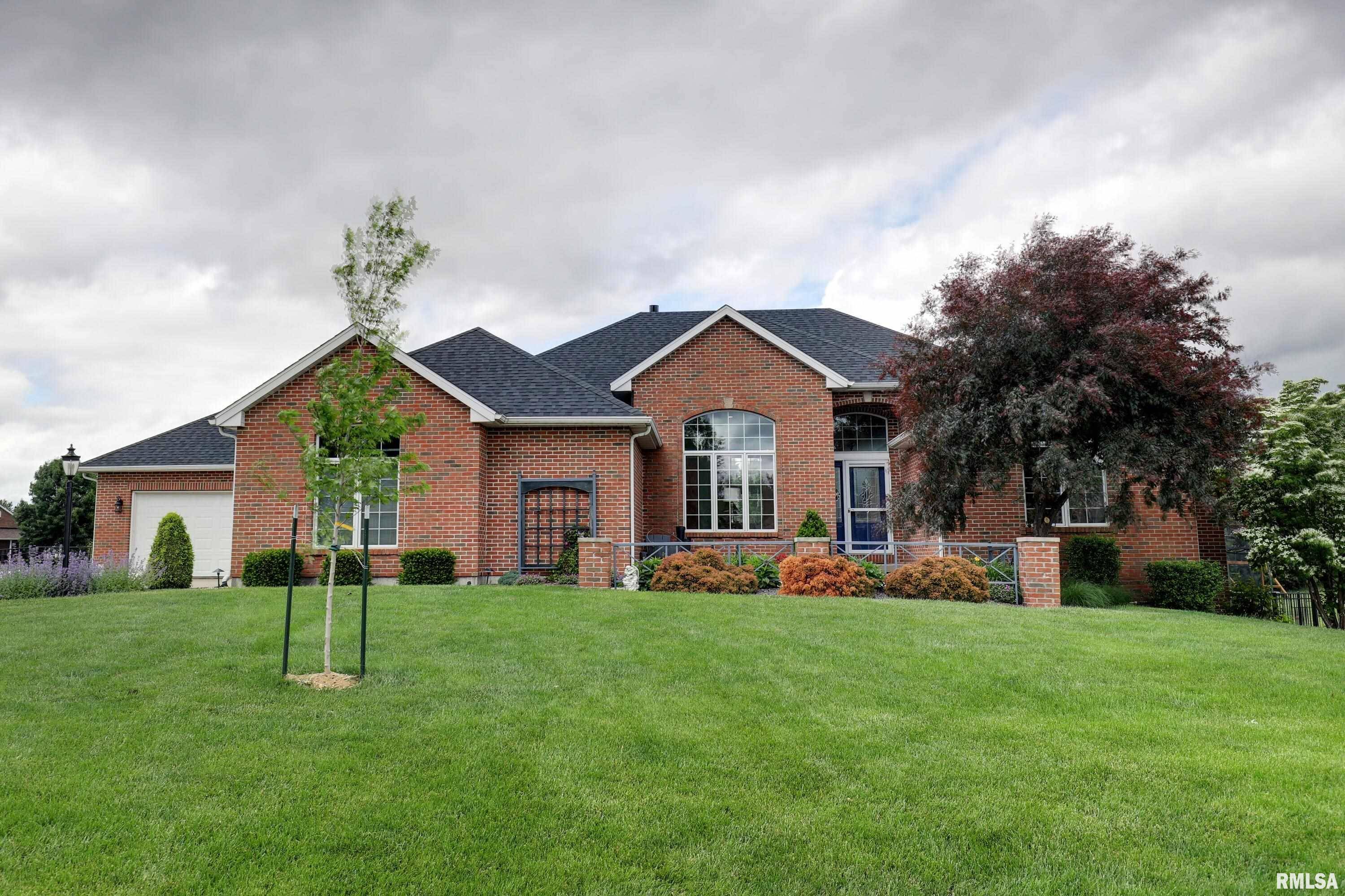 4511 Caleb LN, Quincy, IL 62305
