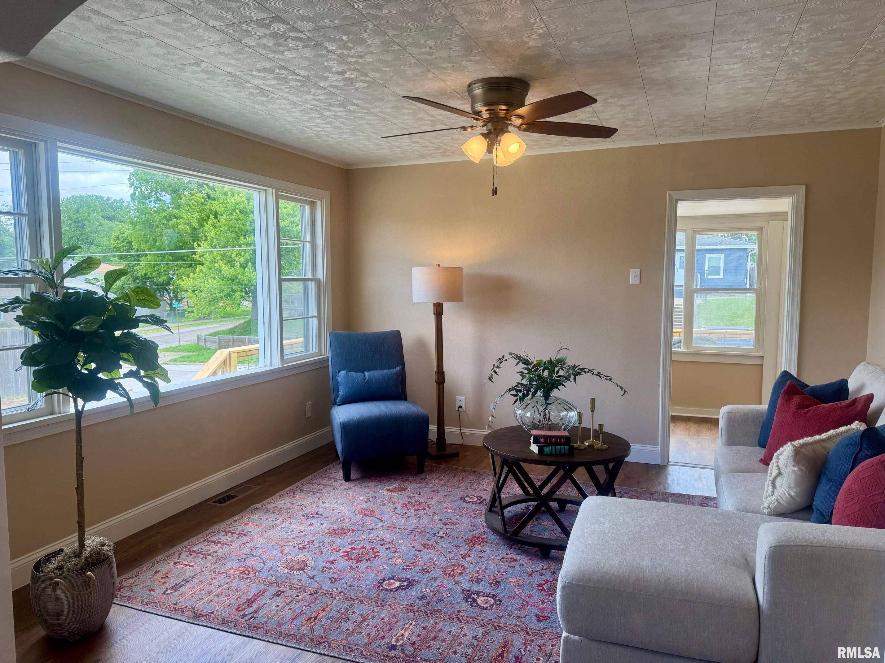 Quincy, IL 62301,1106 S 19TH ST