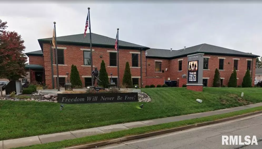 Springfield, IL 62704,2815 Old Jacksonville BLVD #105