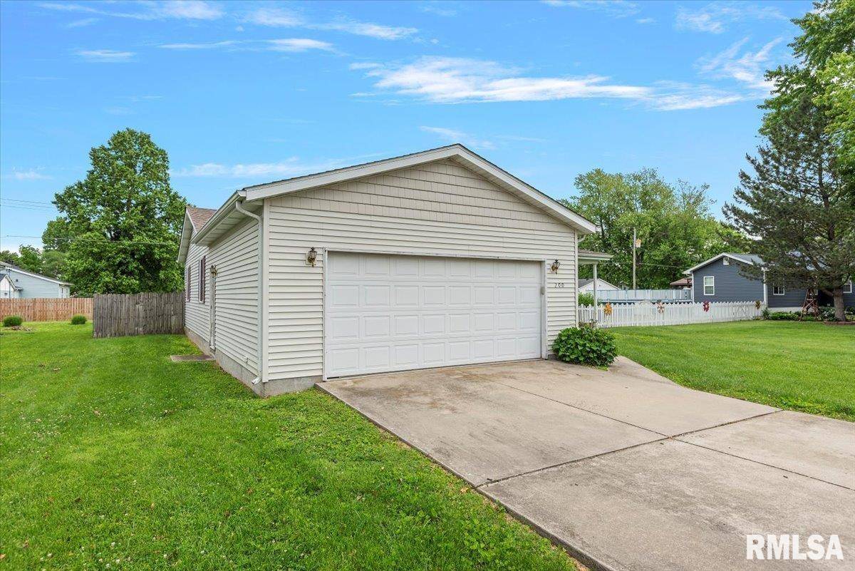 Kincaid, IL 62540,200 HICKORY ST