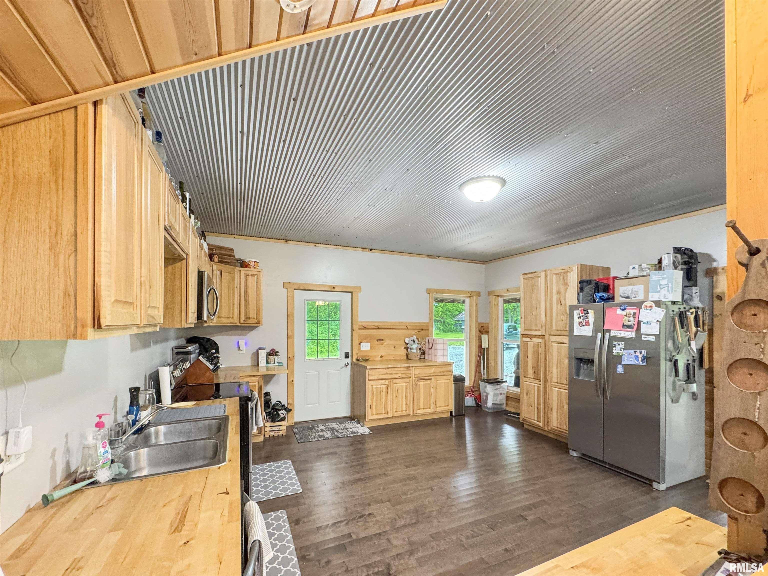 Versailles, IL 62378,1290 360 NORTH AVE