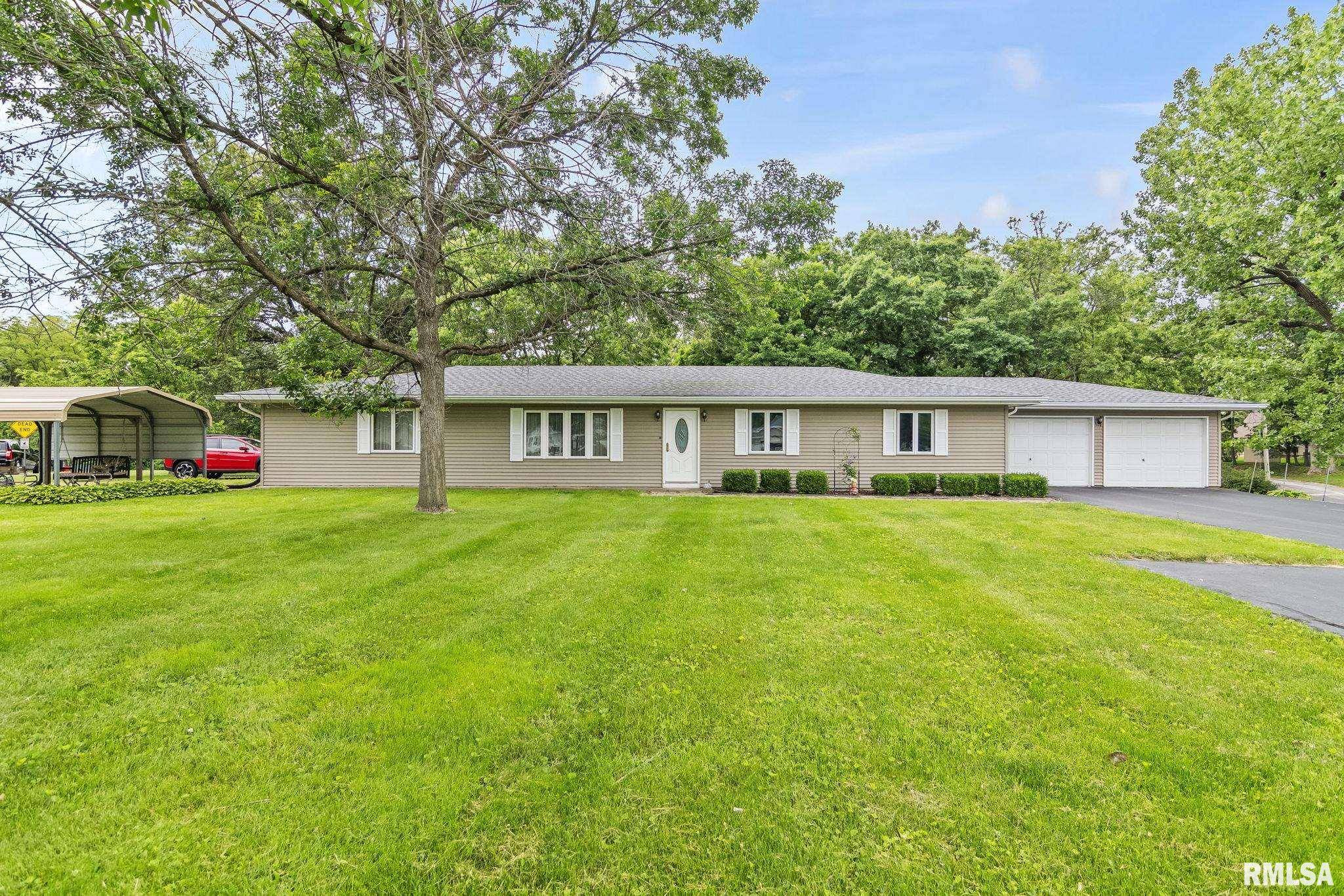 1 Swannanoa DR, Rochester, IL 62563