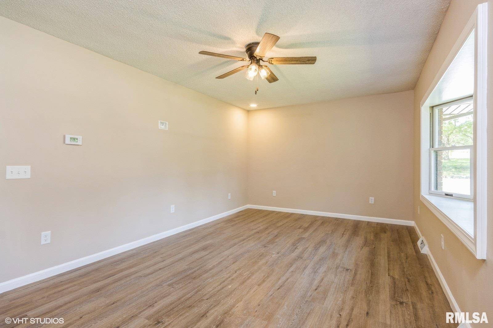 Mt Auburn, IL 62547,309 E TEMPLE ST