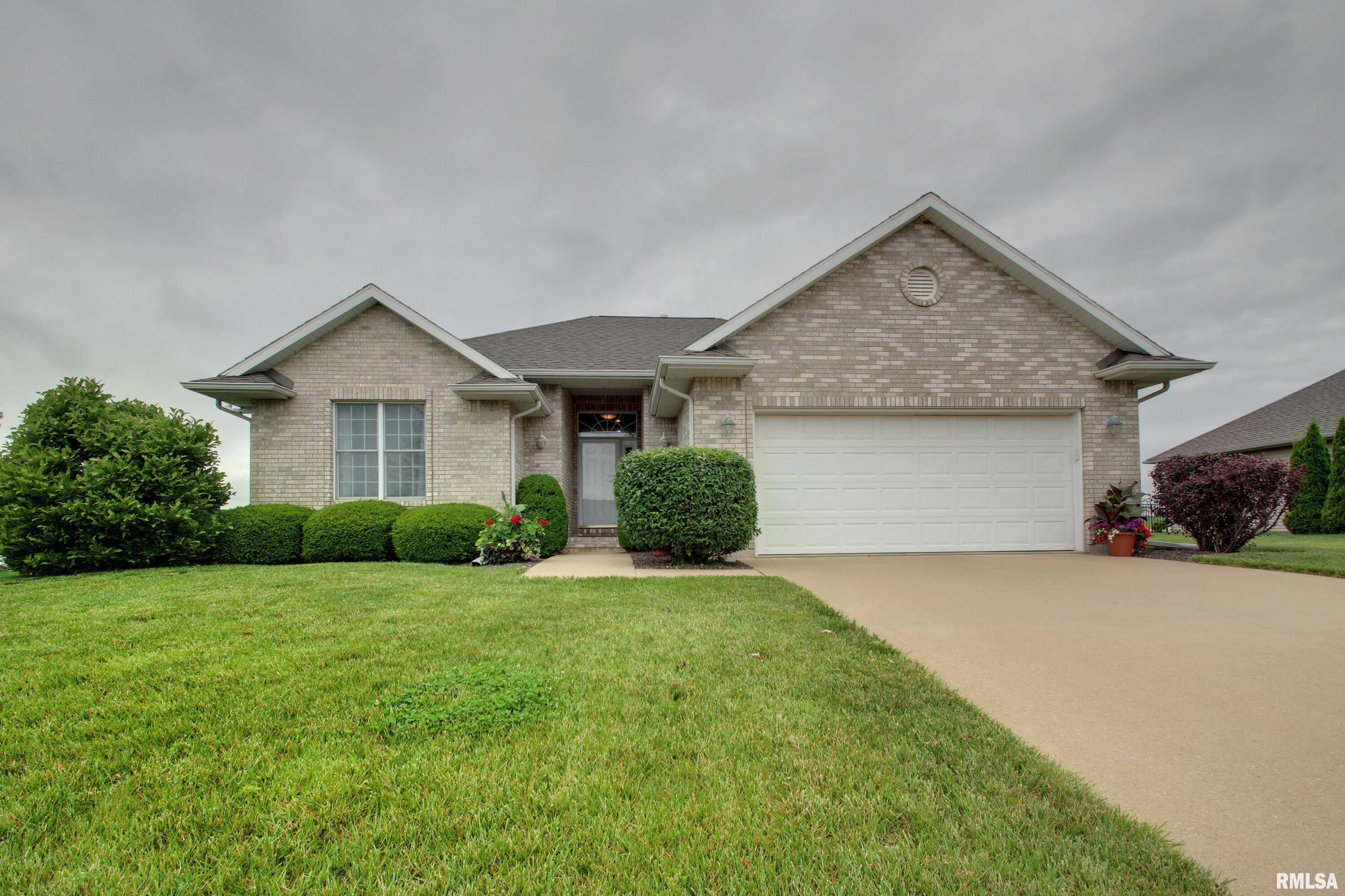 2723 RIDGECREST DR,  Quincy,  IL 62305