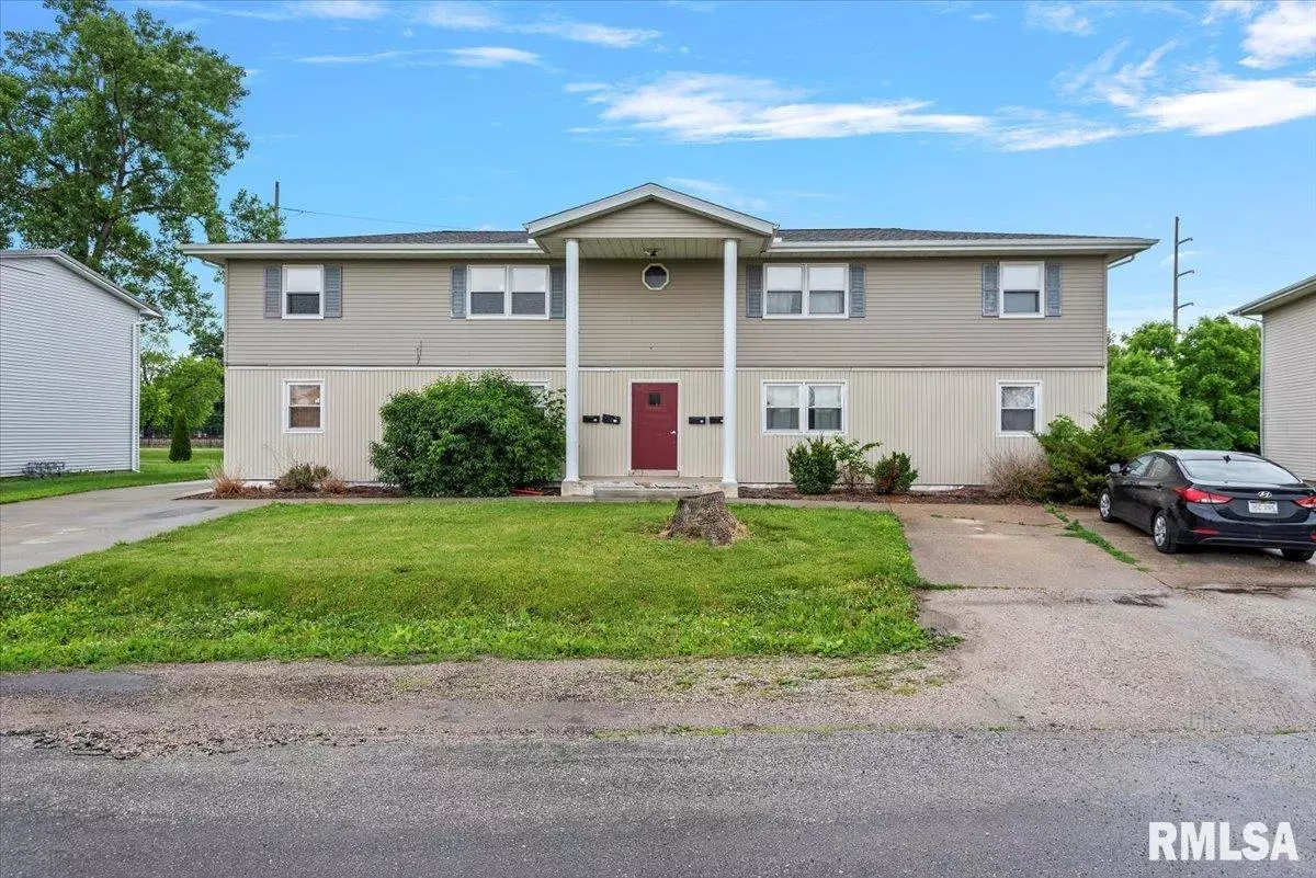 Chatham, IL 62629,26/28/30/32 CIRCLE DR