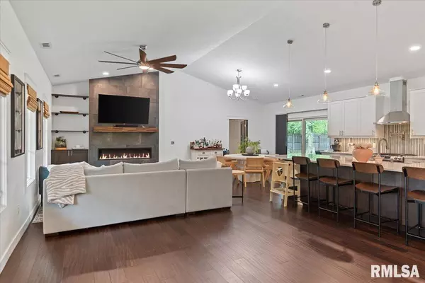 Cantrall, IL 62625,8090 State Route 29