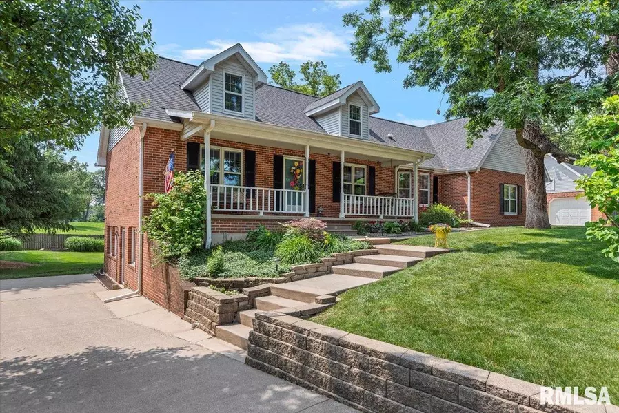 7 MARSHALL CT, Springfield, IL 62563