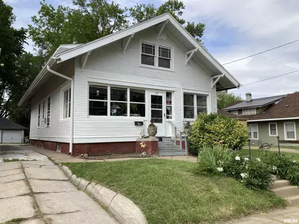 Galesburg, IL 61401,763 MULBERRY ST