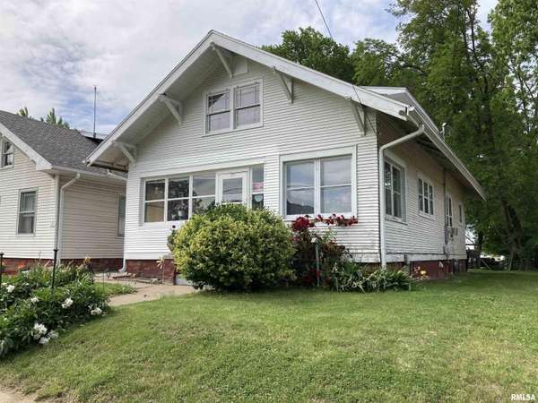 763 MULBERRY ST, Galesburg, IL 61401