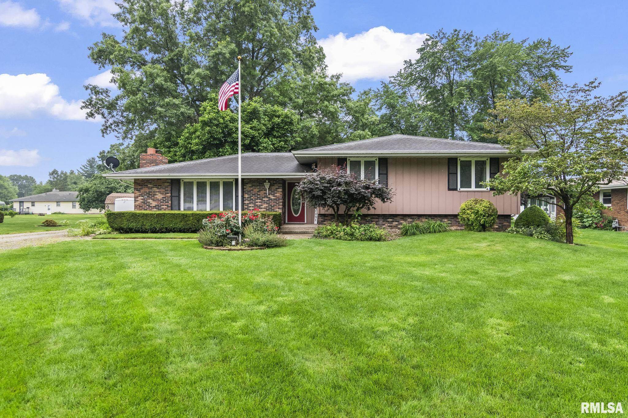 115 Vicar DR, Spaulding, IL 62561