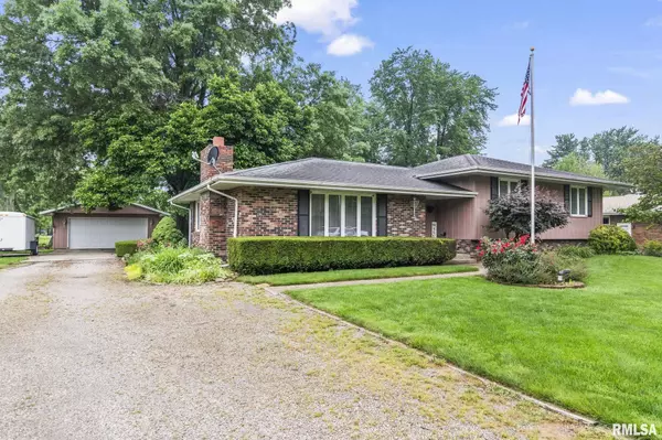 Spaulding, IL 62561,115 Vicar DR