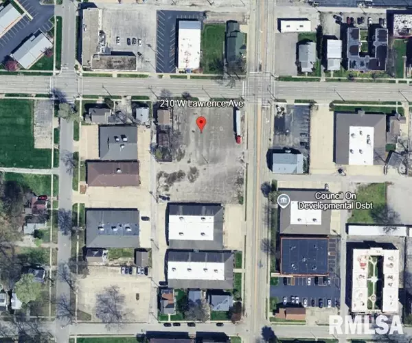 210 W LAWRENCE ST, Springfield, IL 62704