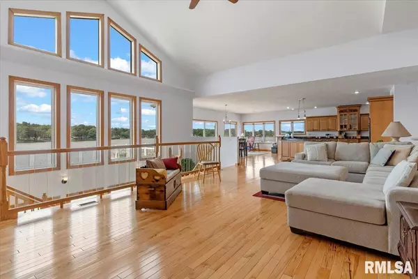 Springfield, IL 62712,42 N Cotton Hill LN