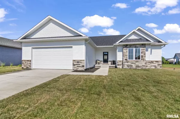 1404 WINSTON DR, Springfield, IL 62711