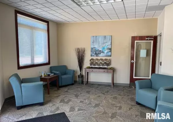 Springfield, IL 62711,3243 MEADOWBROOK RD