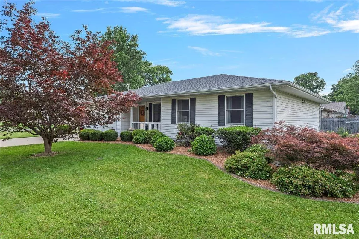 Auburn, IL 62615,200 N HARRIS ST