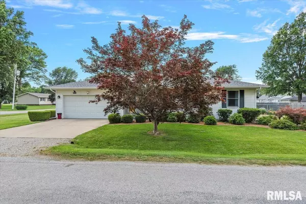 Auburn, IL 62615,200 N HARRIS ST