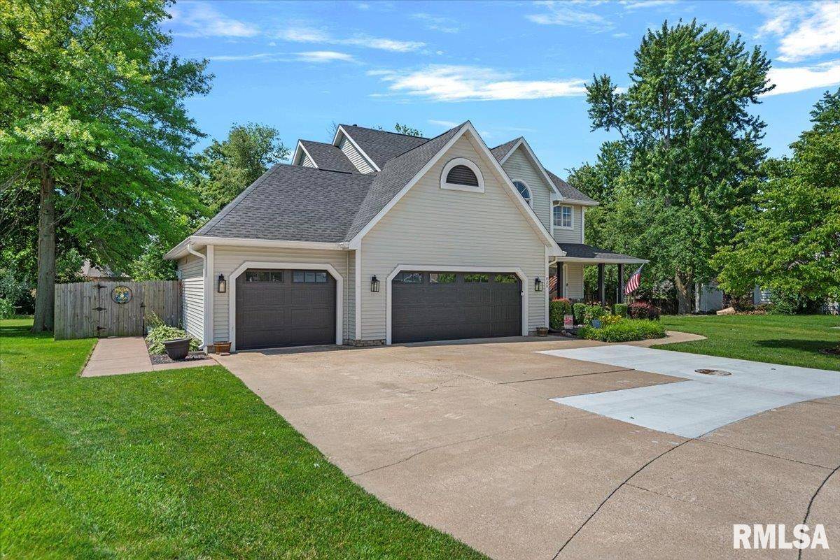 Chatham, IL 62629,820 E SPRUCE ST