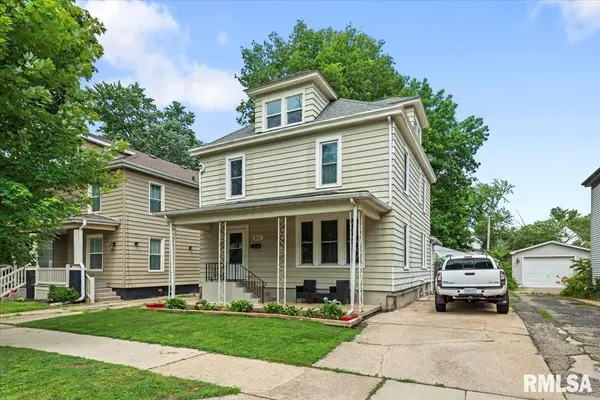 826 S DOUGLAS AVE, Springfield, IL 62704