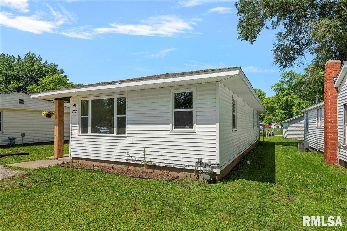 Lincoln, IL 62656,707 N ADAMS ST