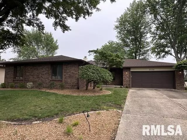 2524 GREENBRIAR RD, Springfield, IL 62704