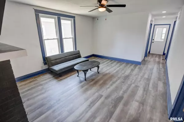 Taylorville, IL 62568,516 N PAWNEE ST