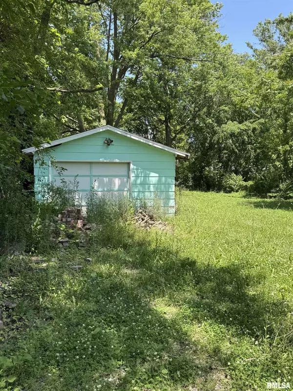 Galesburg, IL 61401,721 MULBERRY ST
