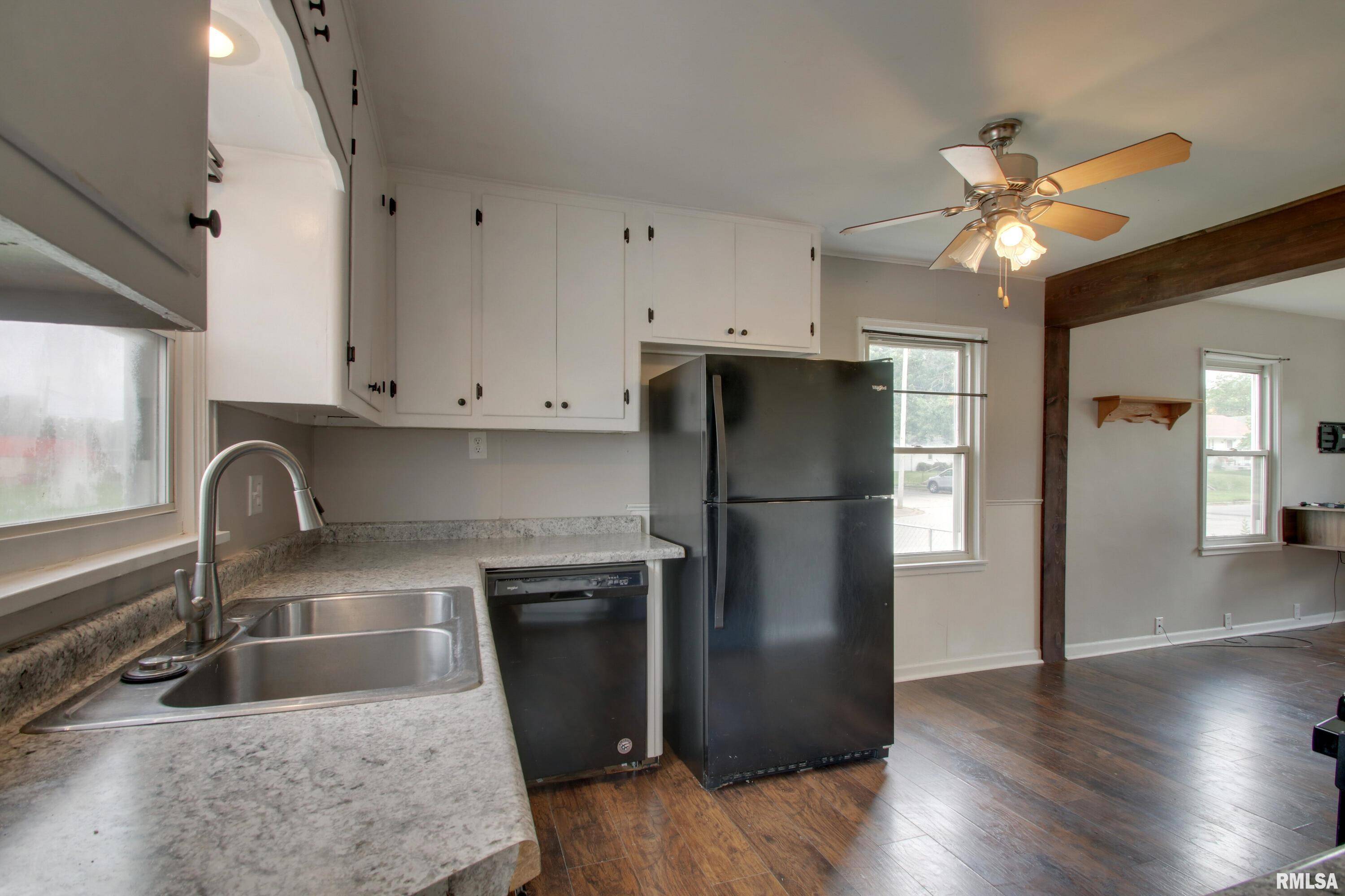 Quincy, IL 62301,1421 N 13TH ST