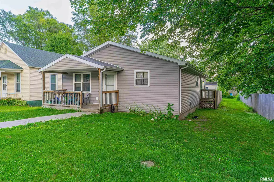 716 S KICKAPOO ST, Lincoln, IL 62656