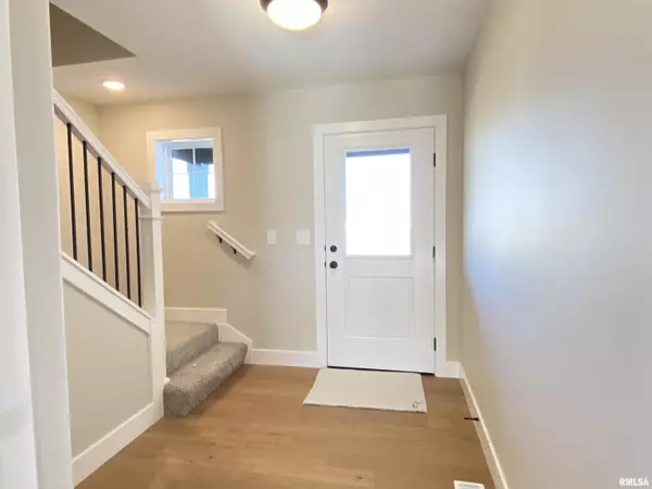 Chatham, IL 62629,304 Hodges CT