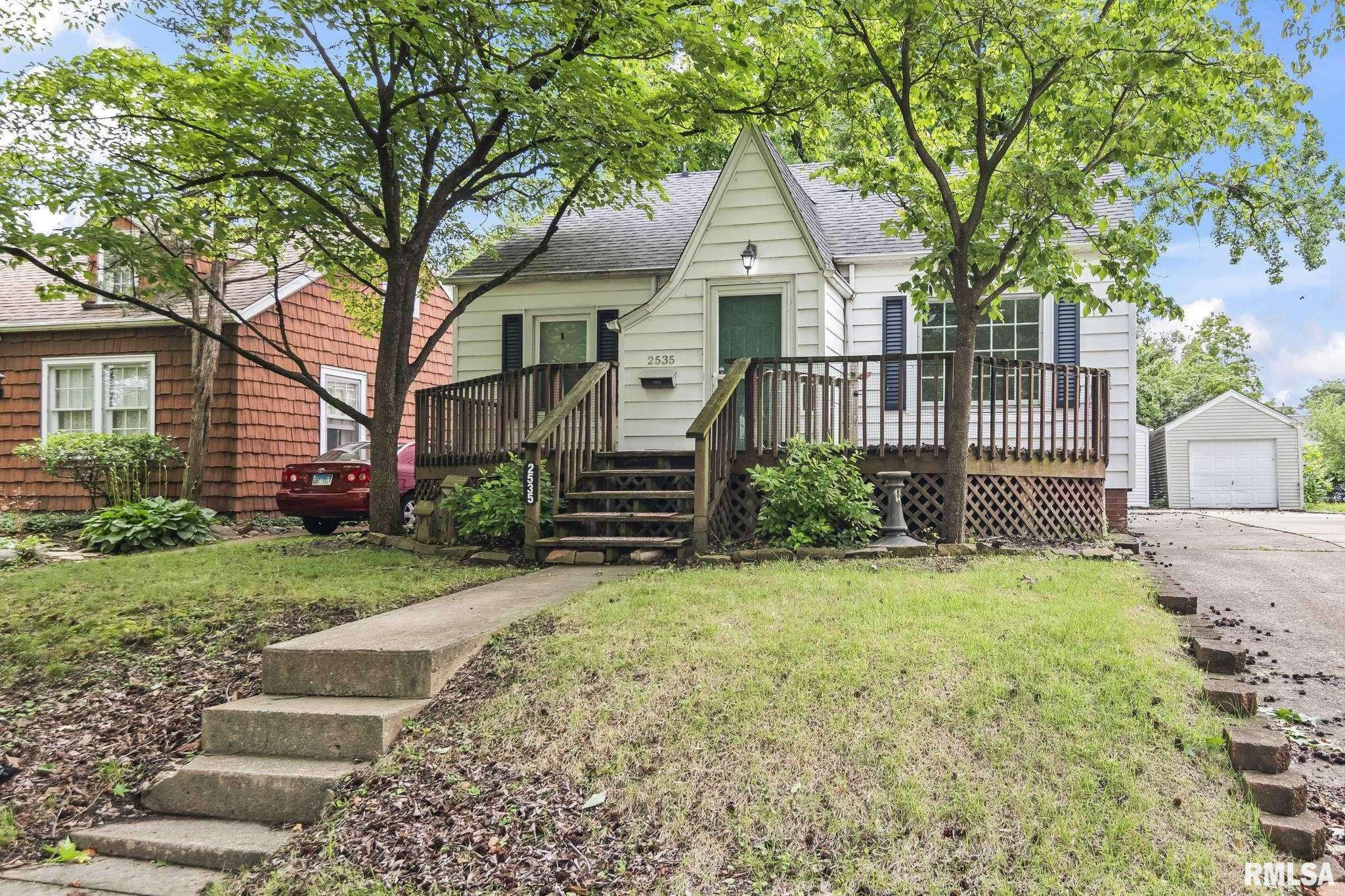 2535 S 8TH ST, Springfield, IL 62703