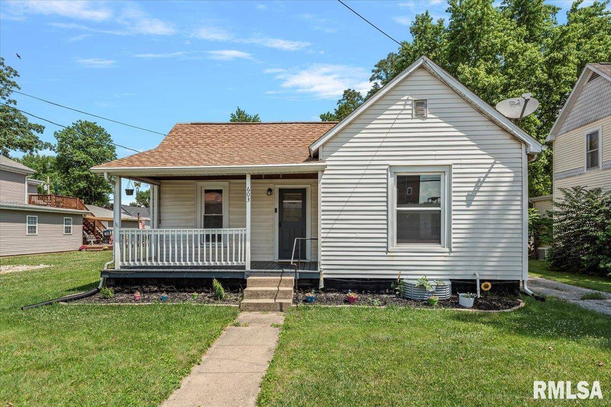 603 CARROLL ST, Pawnee, IL 62558
