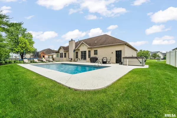 Rochester, IL 62563-9493,408 Burberry LN